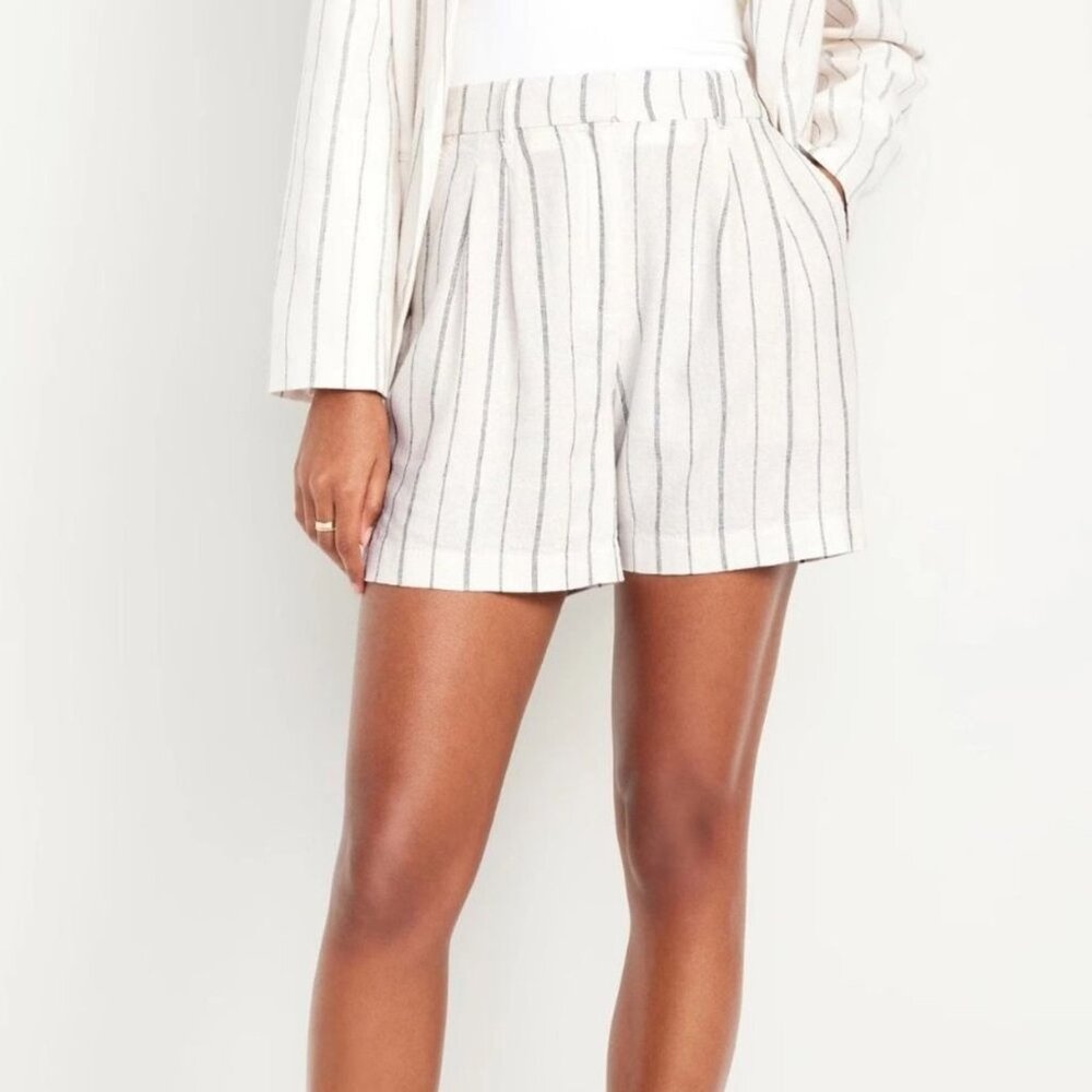 Old Navy White/Charcoal Stripe Extra High-Waisted Linen-Blend Short/NWT/S - Picture 3 of 16